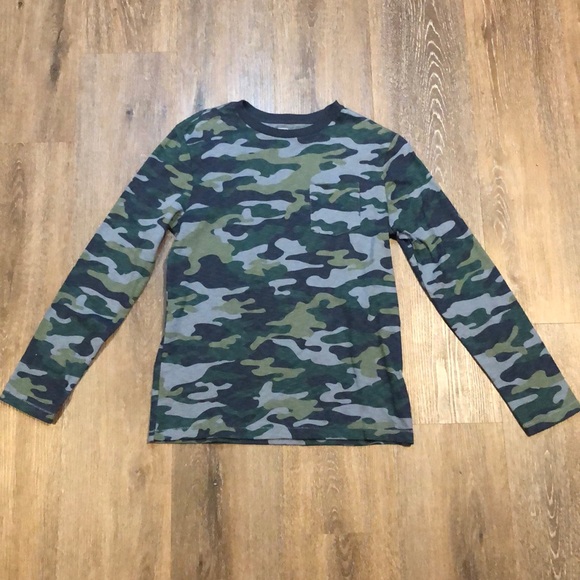 GAP Camo Long Sleeve Tee - Picture 1 of 2